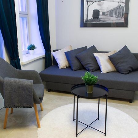 Chic Studio In Historic Kruununhaka, Helsinki Buitenkant foto